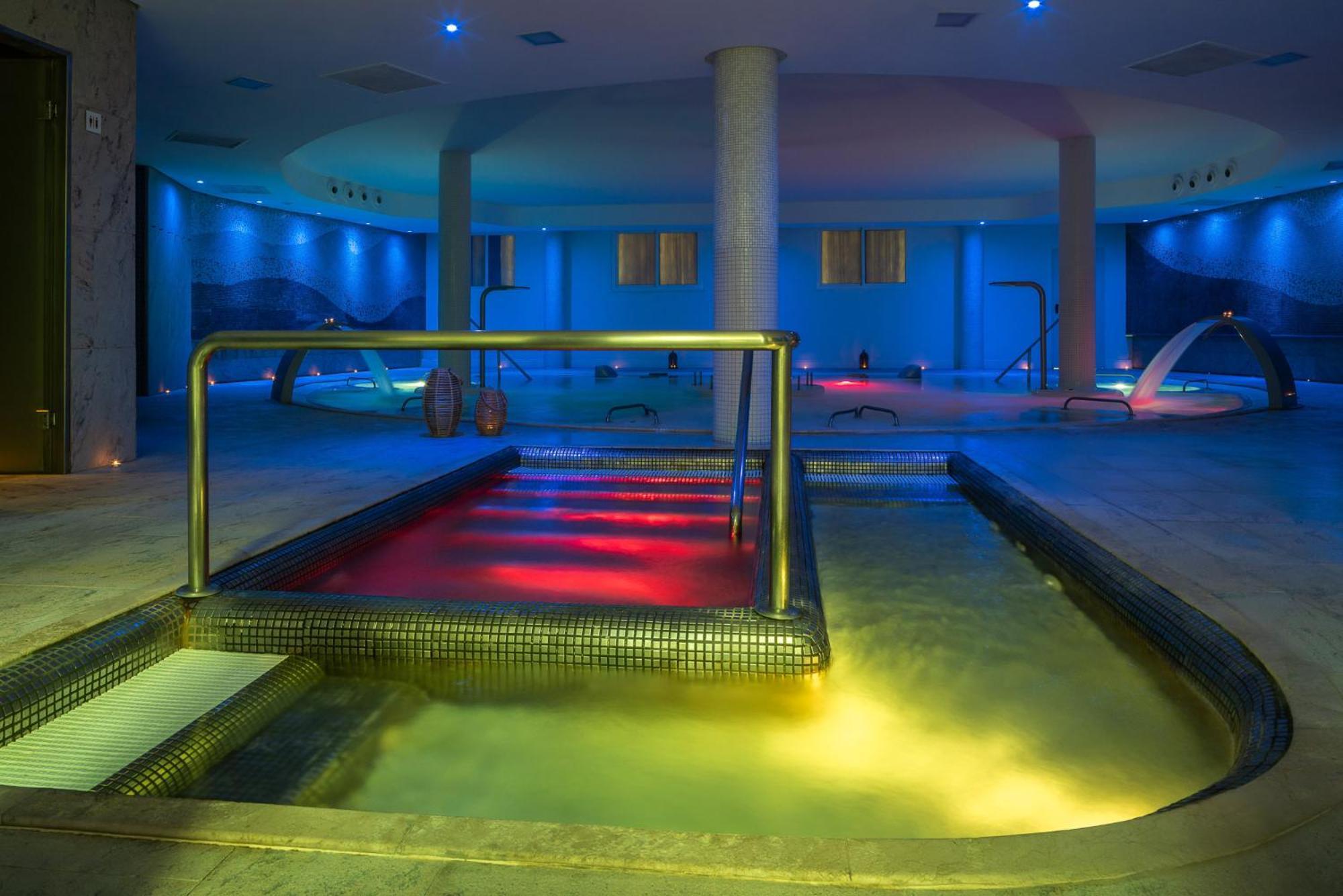 Exe Estepona Thalasso & Spa- Adults Only Ngoại thất bức ảnh